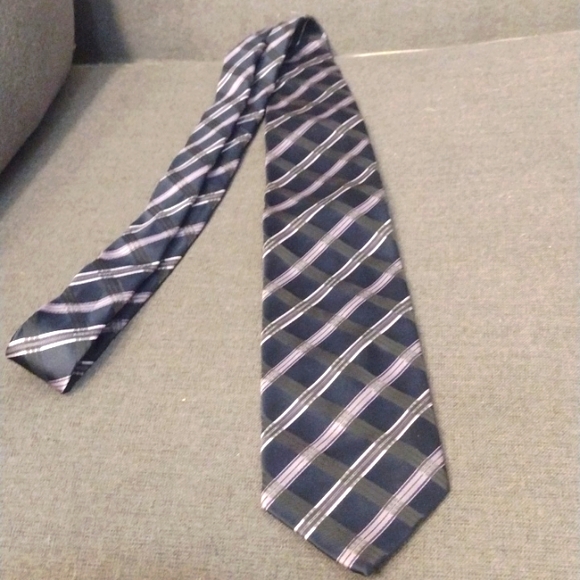 Men's CHERESKIN ties - Picture 3 of 9